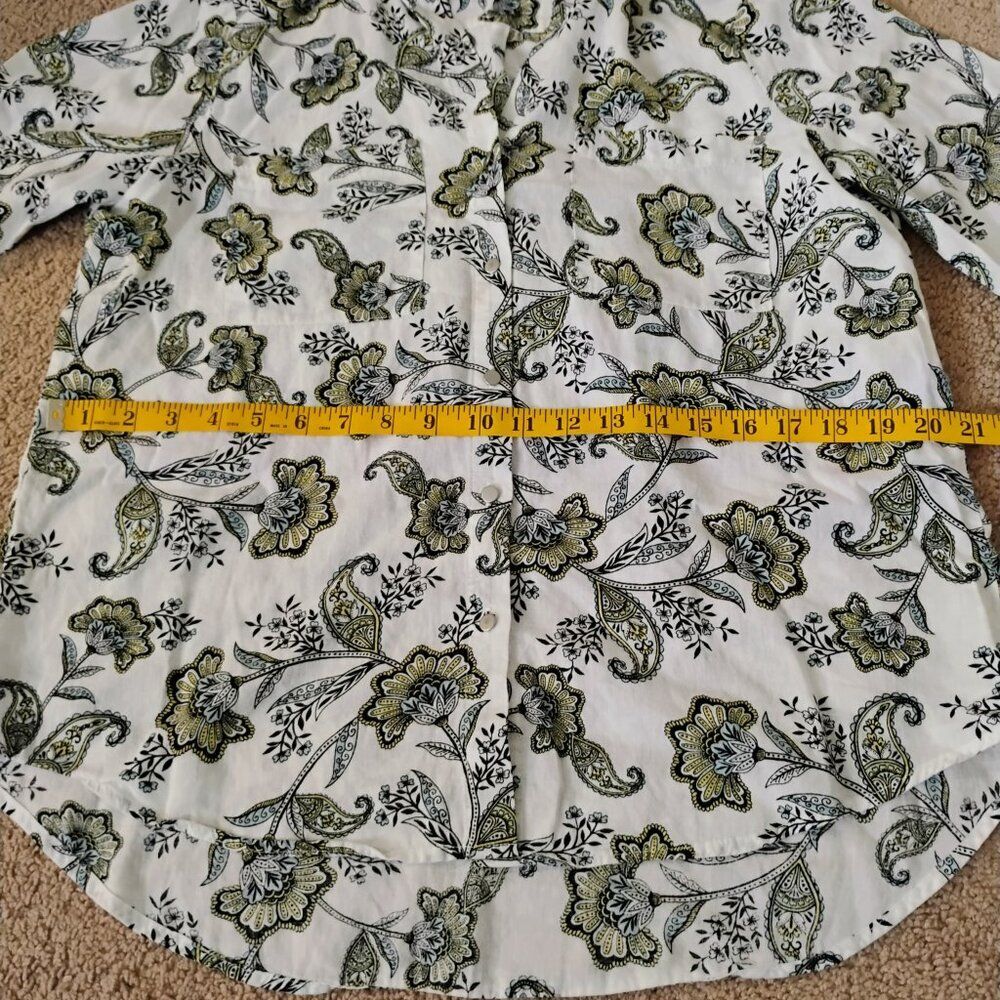 Jones New York Floral Button-Up Blouse, Medium - Picture 6 of 8